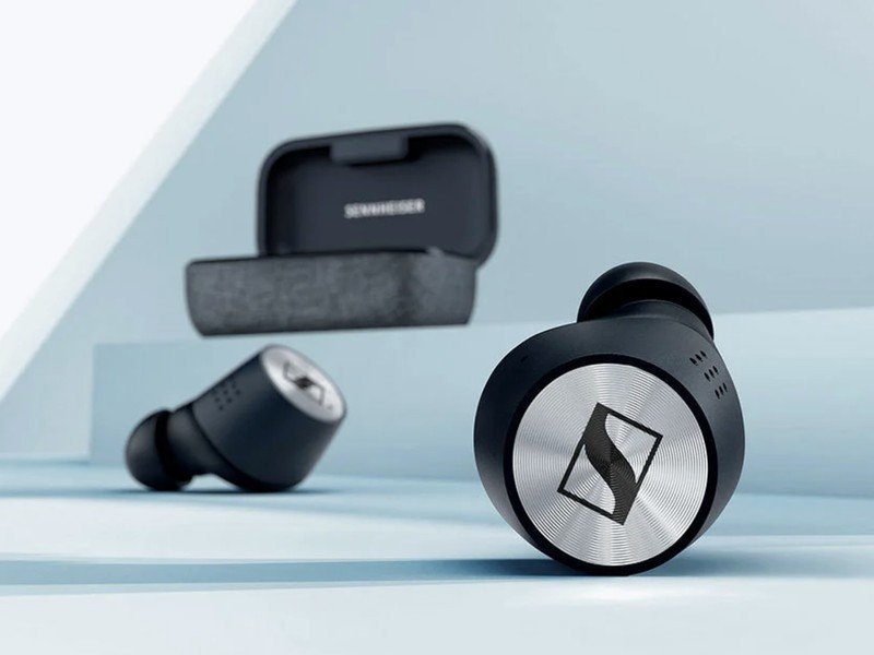 Sennheiser Momentum True Wireless 2 Lifestyle