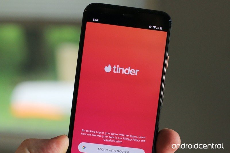 Tinder App Pixel 4 Lifestyle