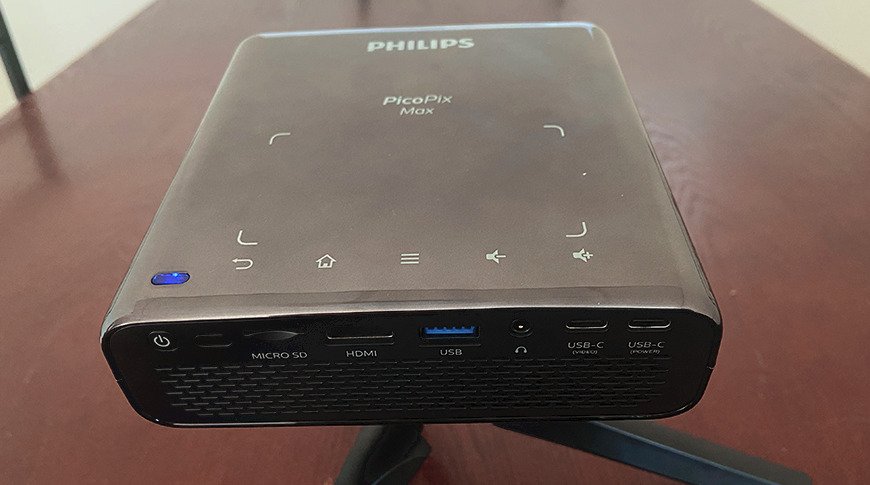 The top of the PicoPix Max features a built-in trackpad