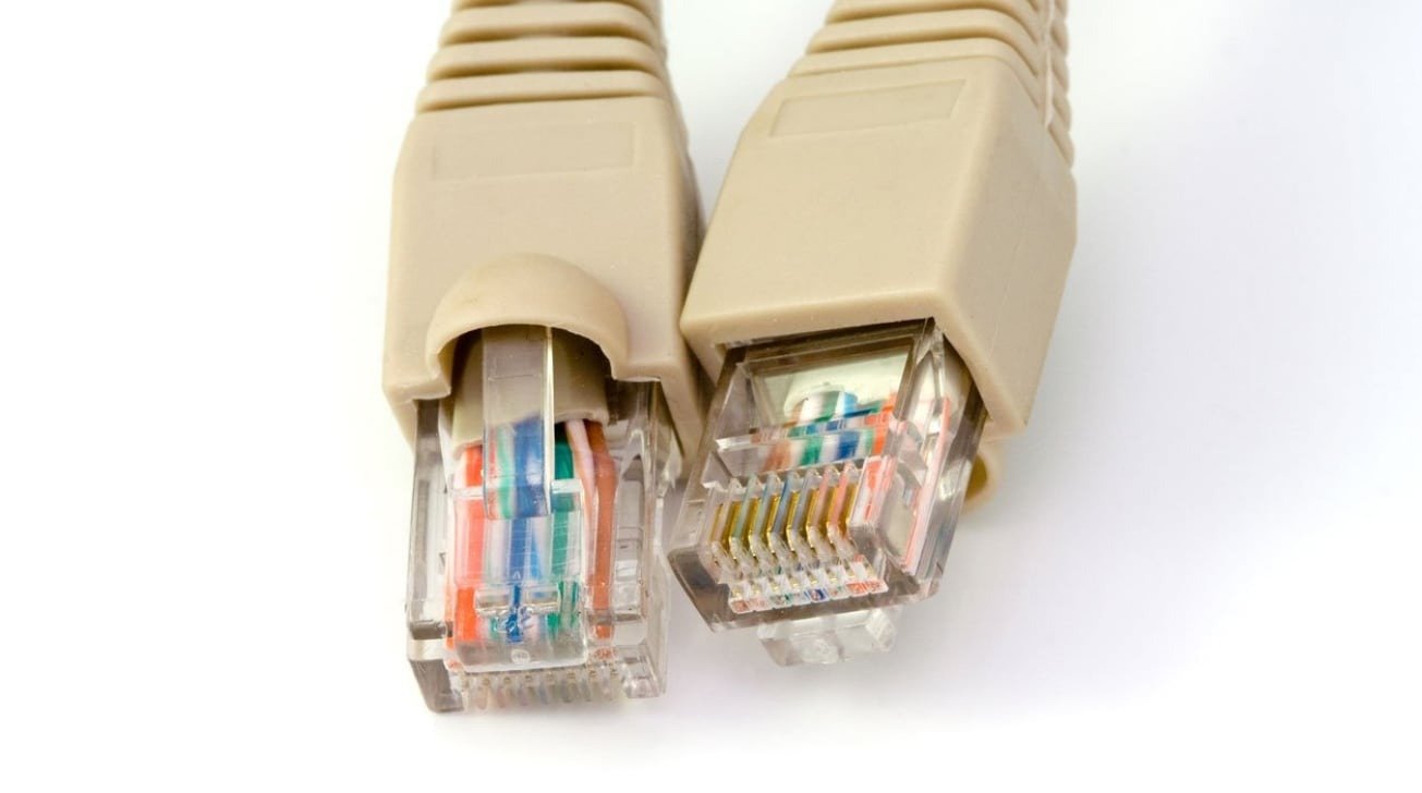 The pairs of wires are twisted into a specific order. [Pixabay]