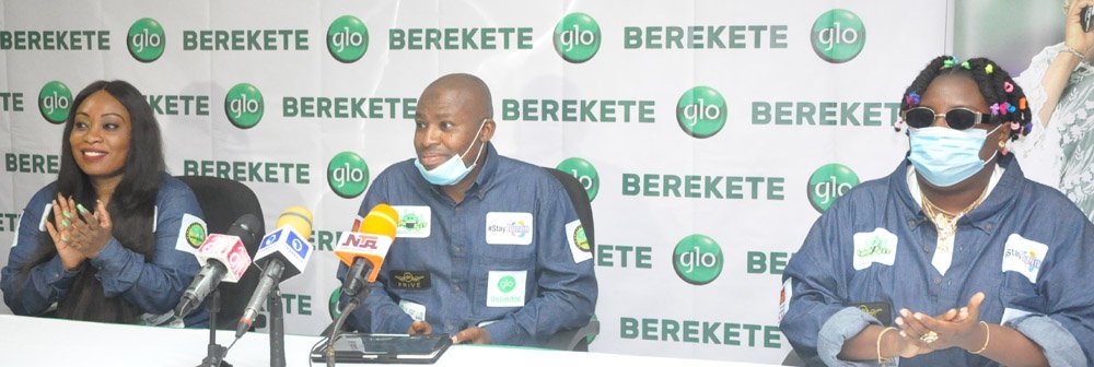 L-R: Adeboye Adeniji of Globacom’s Enterprise Business Group; the company’s Regional Manager, Primary, Lagos 2, Abdulrazaq Ande, and new Glo brand ambassador, Teniola  Apata, popularly called Teni The Entertainer, at the launch of a unique tariff plan called Glo Berekete, in Lagos on Tuesday.