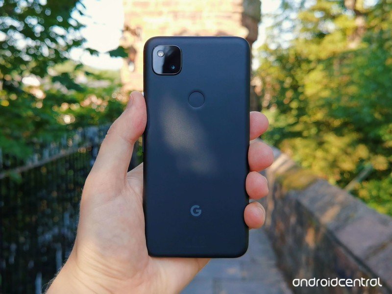 Pixel 4a Alex Back Outside Wall