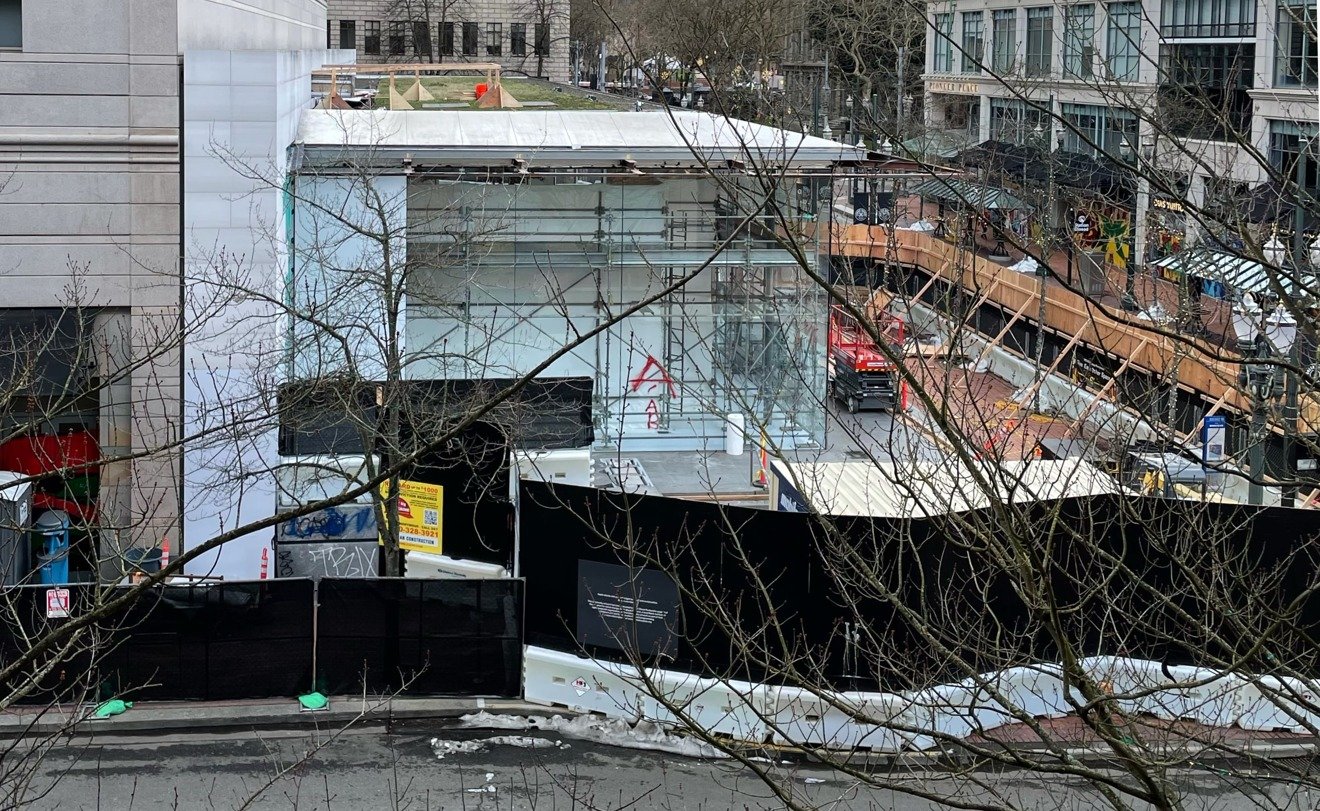 A clear view of the scaffolding inside Apple Pioneer Place [via