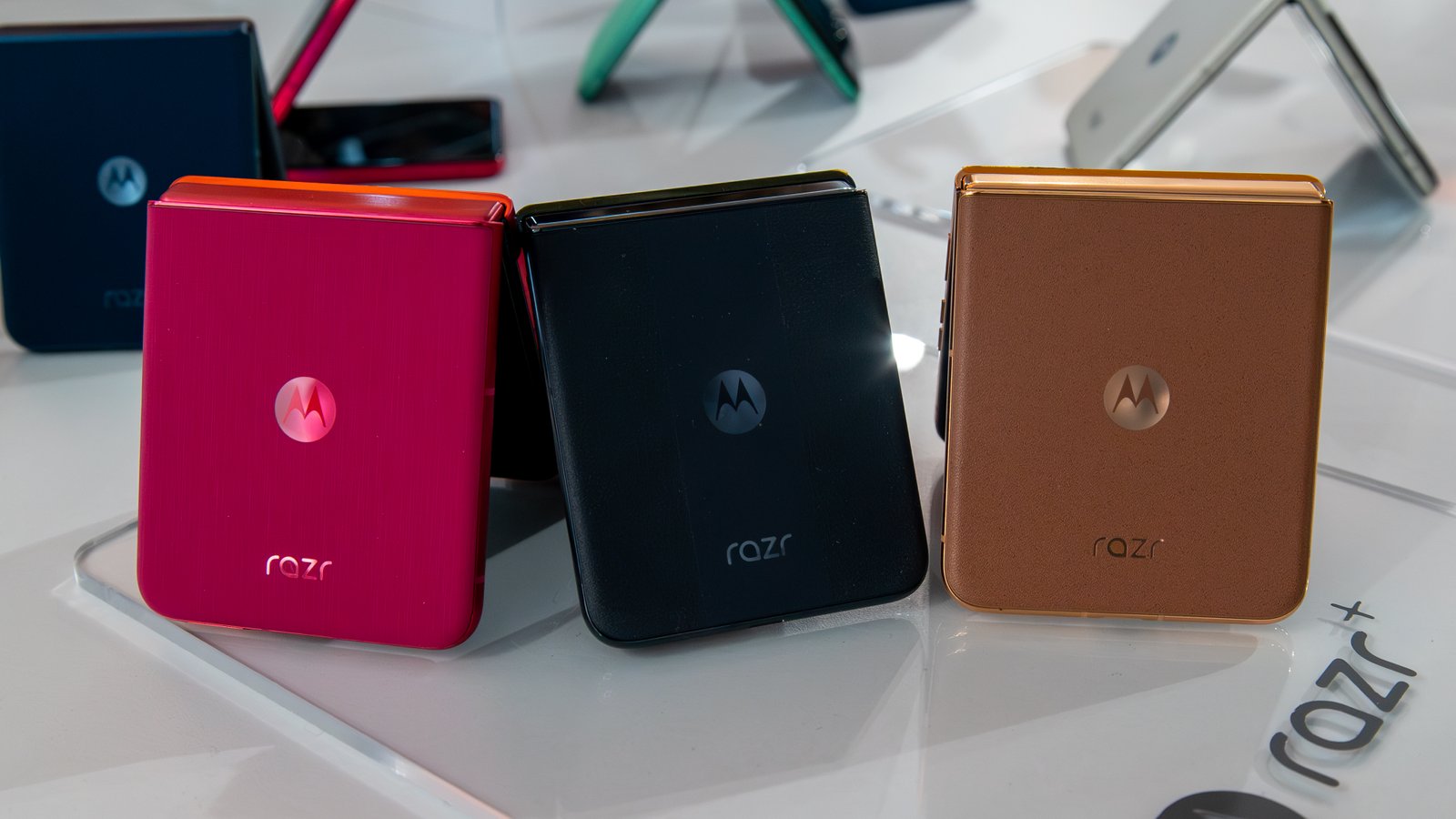 Different colors and finishes of the Razr Plus 2025