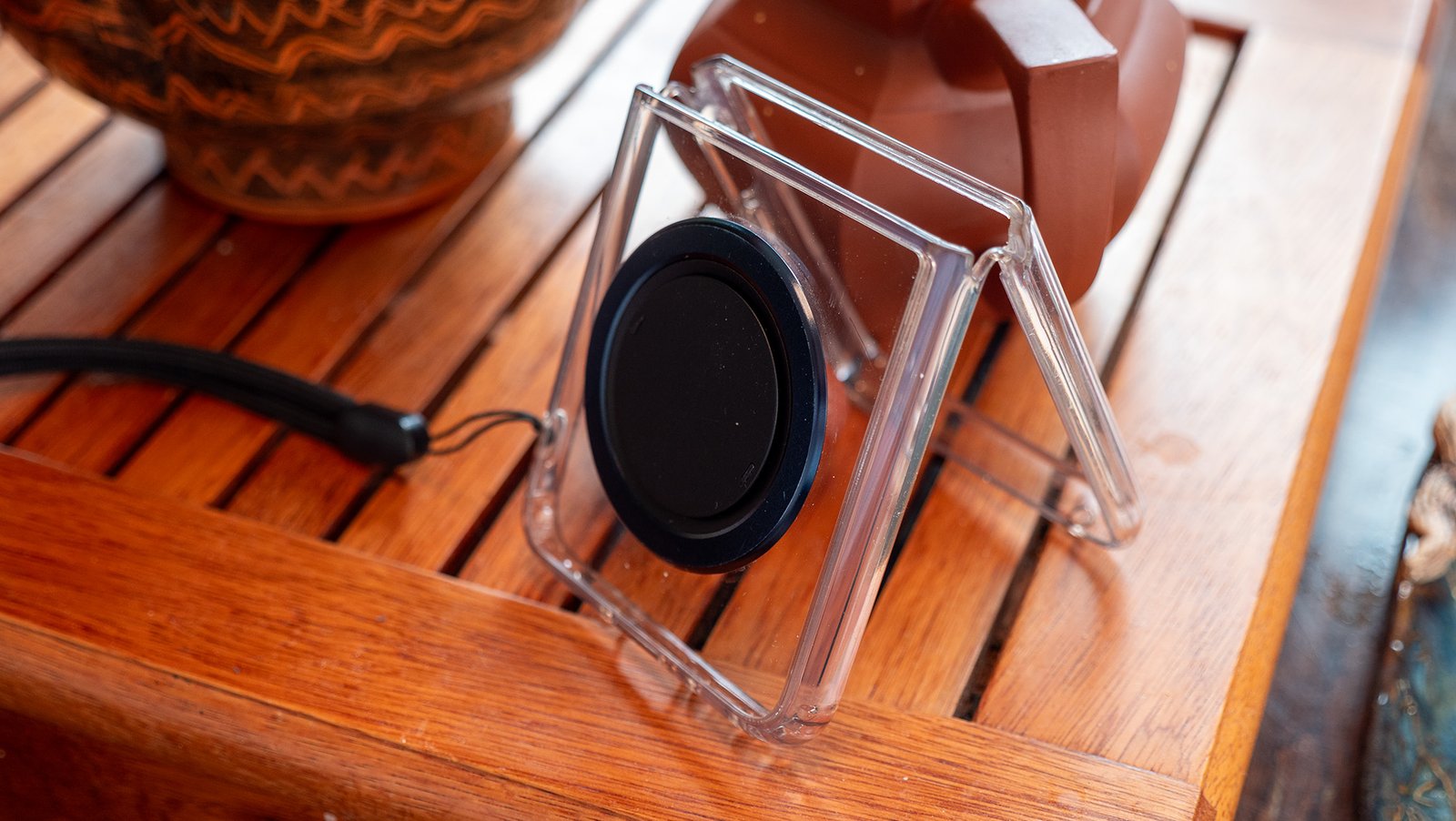 A clear case for the Motorola Razr Plus 2024 with an OhSnap Snap 4 Luxe MagSafe ring attached