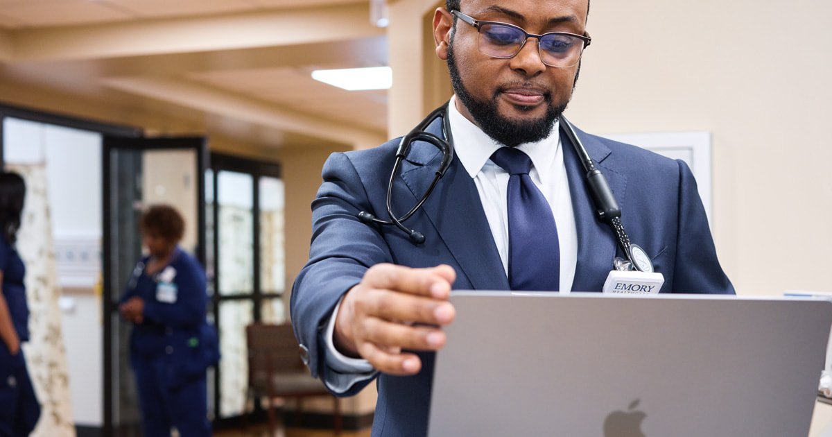 Apple Products Transform Care at Emory Healthcare