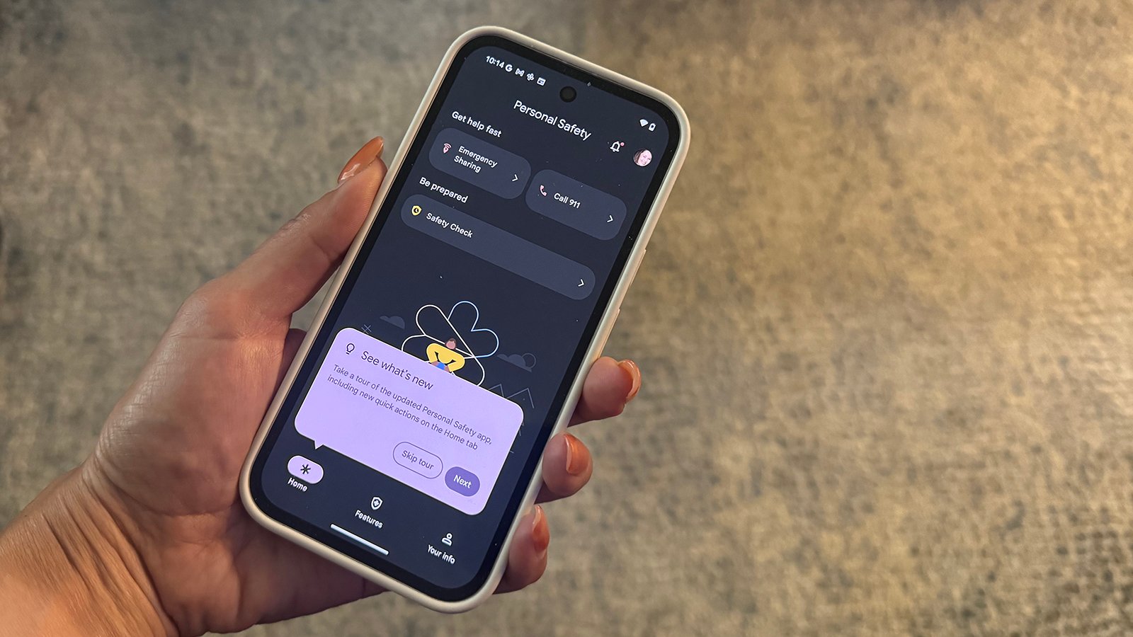 Google Pixel with the Personal Safety app